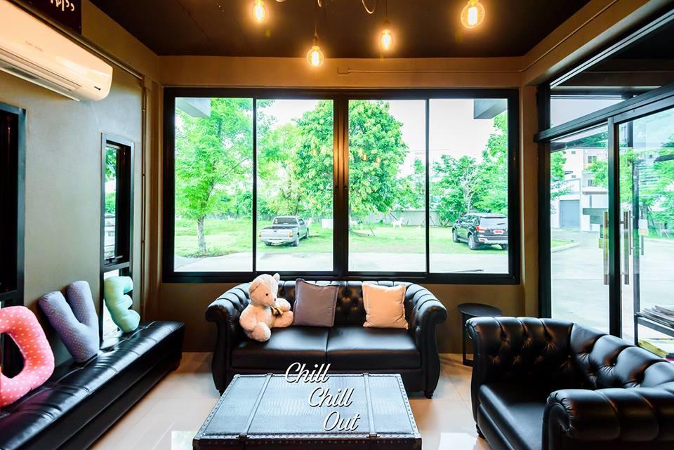 Hobby Hotel Uttaradit Εξωτερικό φωτογραφία